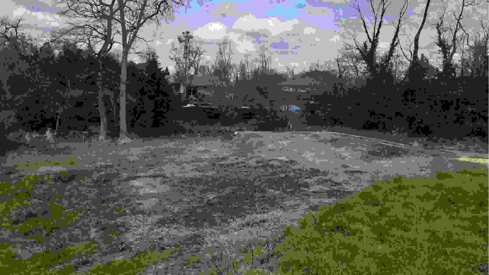 Terrain constructible de 650m2 à Origne